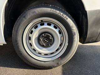 OPEL Combo usata, con Park Distance Control