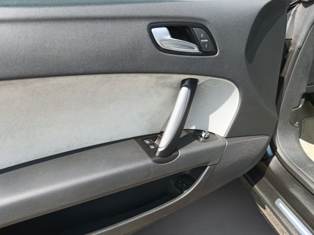 AUDI TT usata, con Alzacristalli elettrici