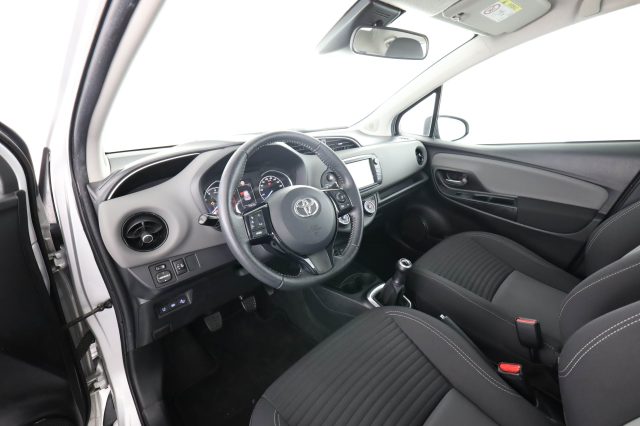 TOYOTA Yaris usata 1