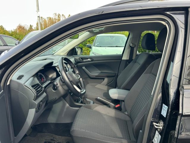 VOLKSWAGEN T-Cross usata, con Autoradio