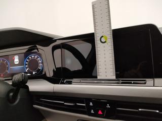 VOLKSWAGEN Golf usata, con Airbag testa