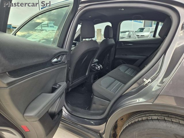 ALFA ROMEO Stelvio usata, con USB