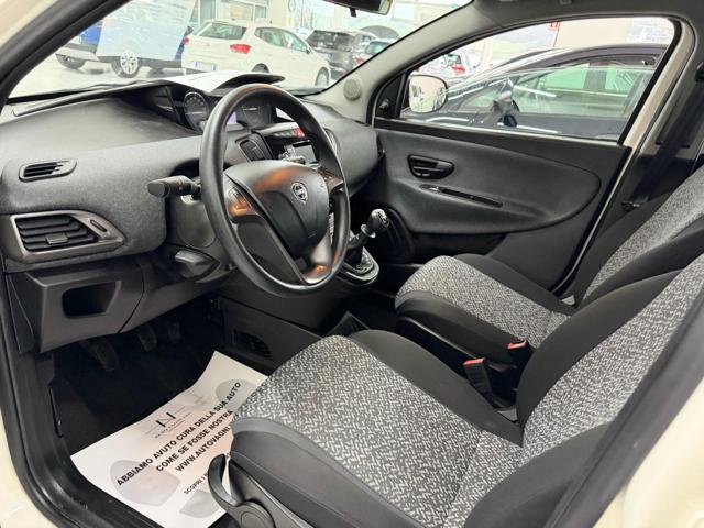 LANCIA Ypsilon usata, con Controllo trazione