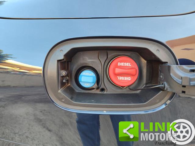 MERCEDES-BENZ E 220 usata 38