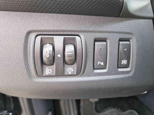 RENAULT Clio usata, con Volante multifunzione