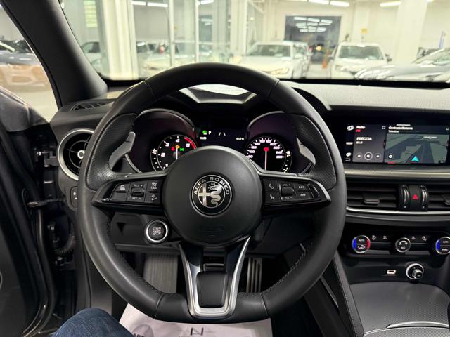 ALFA ROMEO Stelvio usata, con Sensori di parcheggio posteriori