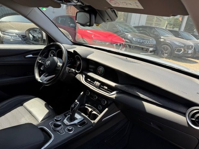 ALFA ROMEO Stelvio usata 10
