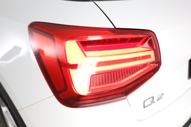 AUDI Q2 usata 9