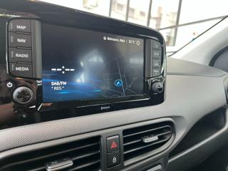HYUNDAI i10 usata, con Autoradio