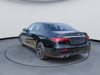 MERCEDES-BENZ E 220 usata, con Airbag