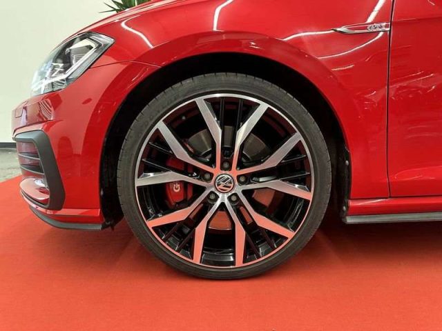 VOLKSWAGEN Golf GTI usata, con Airbag