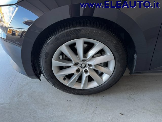 SKODA Superb usata, con Cerchi in lega
