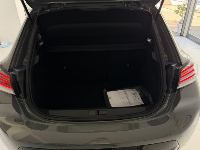 PEUGEOT 208 usata, con Isofix