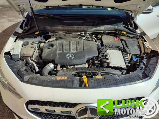 MERCEDES-BENZ GLA 200 usata 37