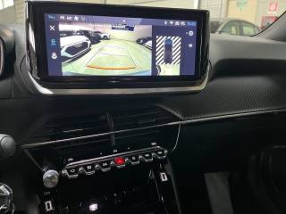 PEUGEOT 2008 usata, con Controllo automatico clima