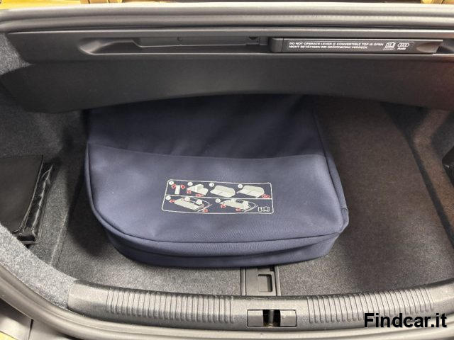 AUDI A4 usata, con Fari bi-xeno