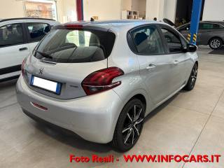 PEUGEOT 208 usata, con Airbag Passeggero