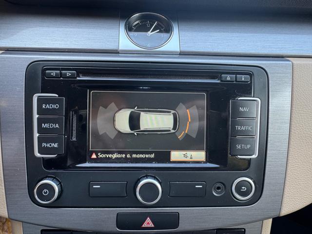 VOLKSWAGEN Passat usata, con Autoradio