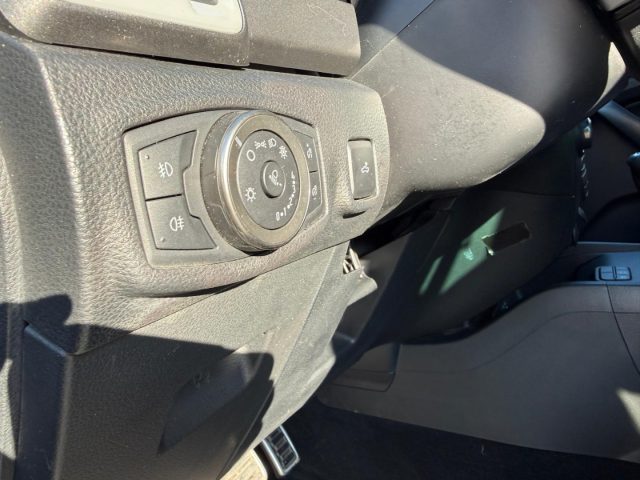 FORD Ranger Raptor usata, con Sensore di luce