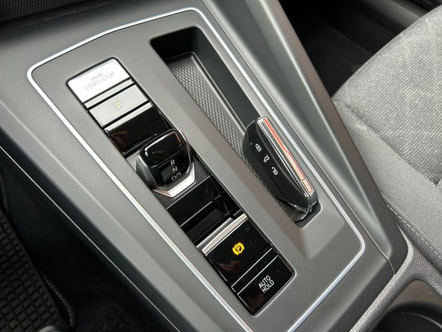 VOLKSWAGEN Golf usata, con ESP