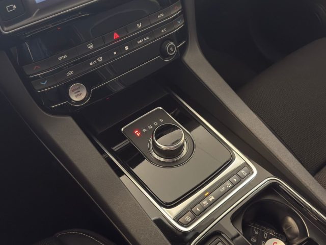 JAGUAR F-Pace usata, con Interni in pelle