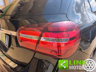 MERCEDES-BENZ GLA 200 usata, con Chiusura centralizzata