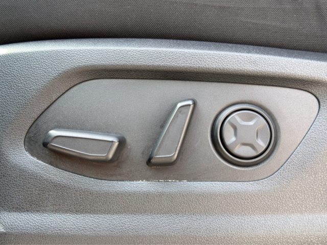 HYUNDAI Staria usata 18