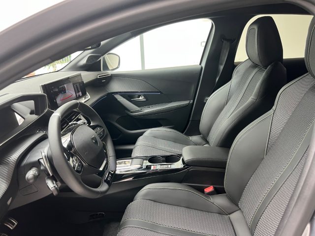 PEUGEOT 208 usata, con MP3