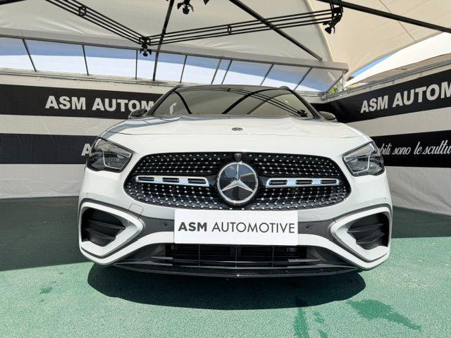 MERCEDES-BENZ GLA 200 usata, con Airbag