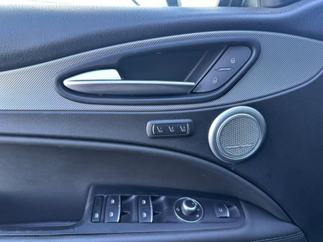 ALFA ROMEO Stelvio usata, con Alzacristalli elettrici