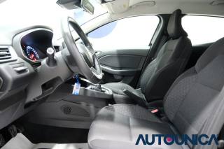 RENAULT Clio usata, con Fari LED