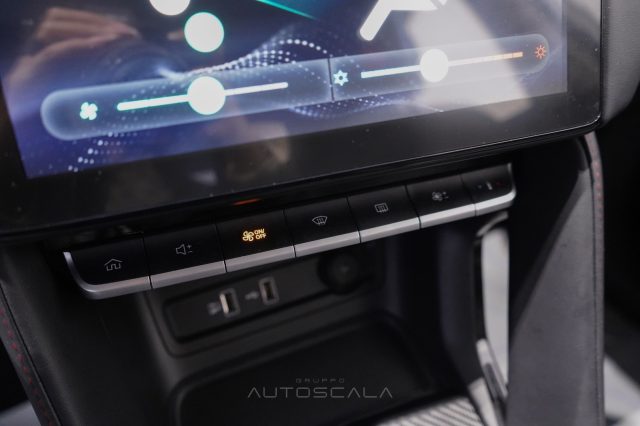 MG ZS usata 16