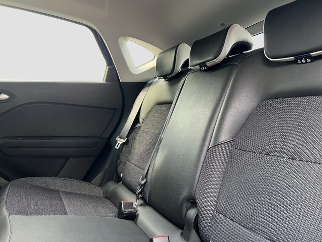RENAULT Captur usata 13