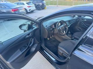 OPEL Astra usata, con Bluetooth