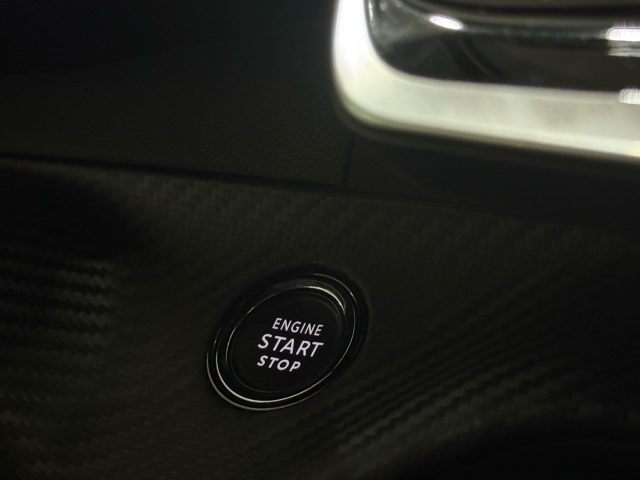 PEUGEOT 2008 usata, con Servosterzo