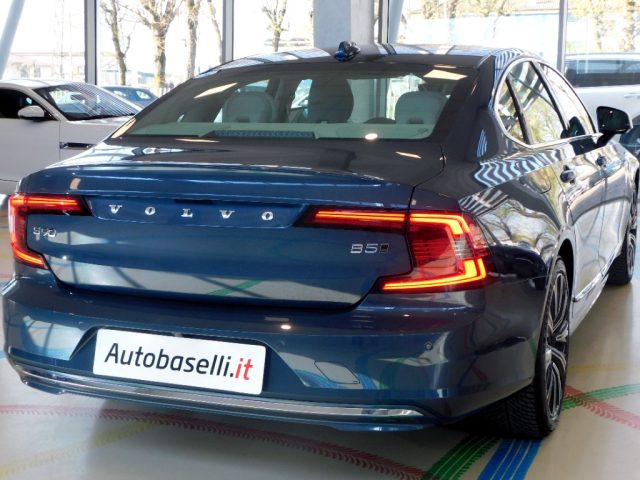 VOLVO S90 usata, con Luci diurne LED