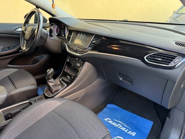 OPEL Astra usata, con Controllo automatico clima