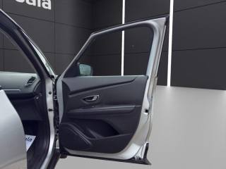 RENAULT Grand Scenic usata, con Sistema di navigazione