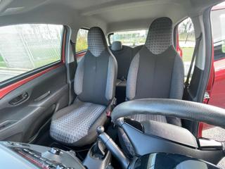PEUGEOT 108 usata, con Sedile posteriore sdoppiato