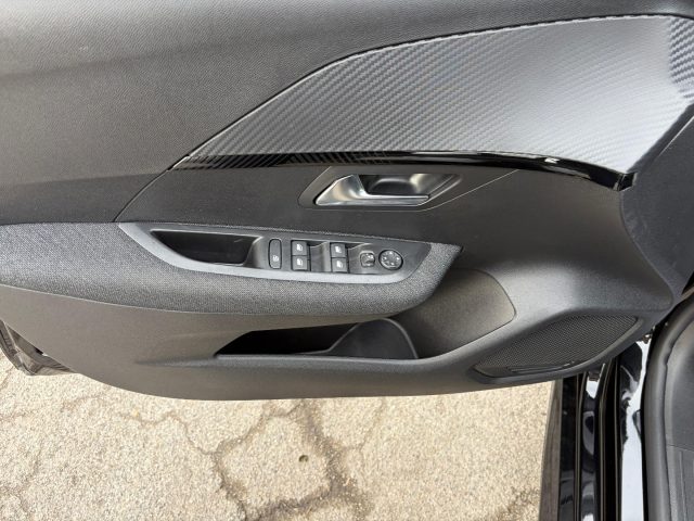 PEUGEOT 208 usata, con Sensori di parcheggio posteriori