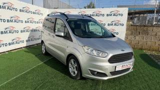 FORD Tourneo Courier usata, con Autoradio