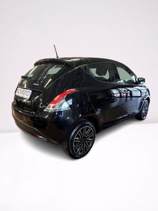 LANCIA Ypsilon usata, con Airbag Passeggero
