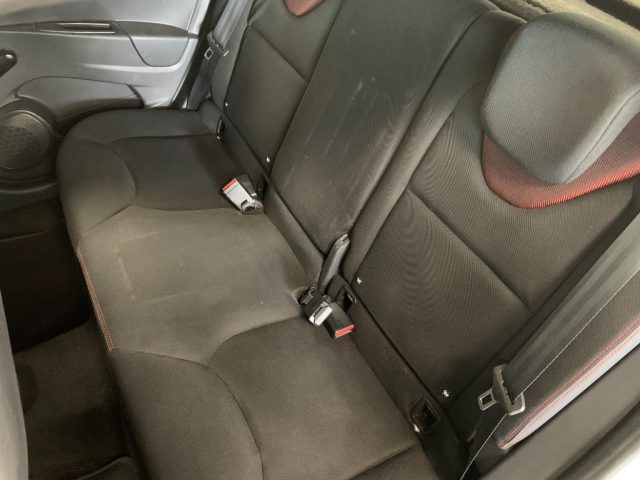 RENAULT Clio usata, con Controllo trazione