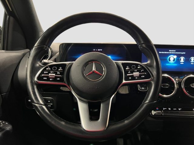 MERCEDES-BENZ CLA usata 9