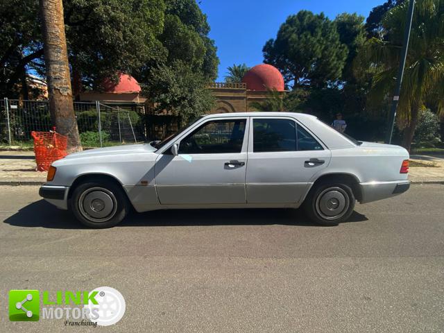 MERCEDES-BENZ 200 usata 5