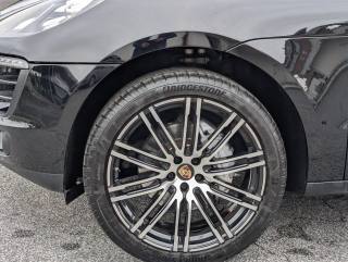 PORSCHE Macan usata, con Autoradio