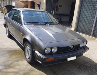 ALFA ROMEO GTV usata, con Autoradio