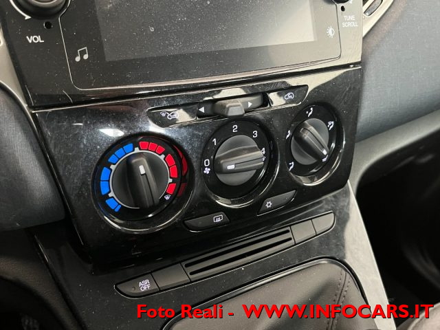 LANCIA Ypsilon usata, con Fendinebbia