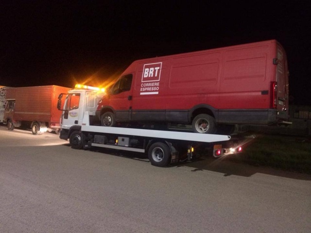 IVECO LKW/TRUCKS usata, con Antifurto