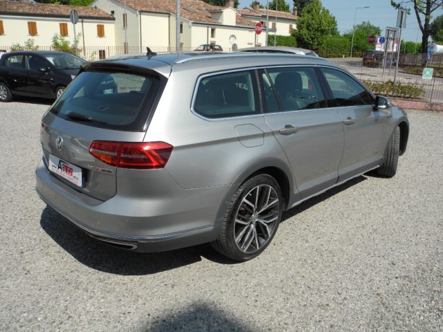 VOLKSWAGEN Passat Alltrack usata 97